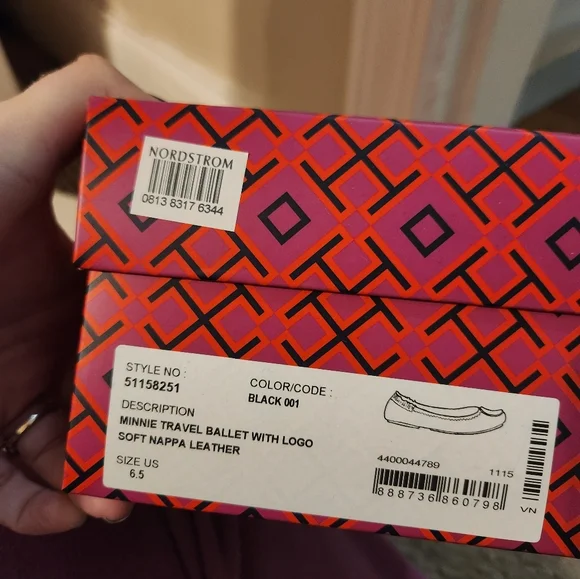 Minnie Travel Ballet Flats in Black - Picture 2 of 6